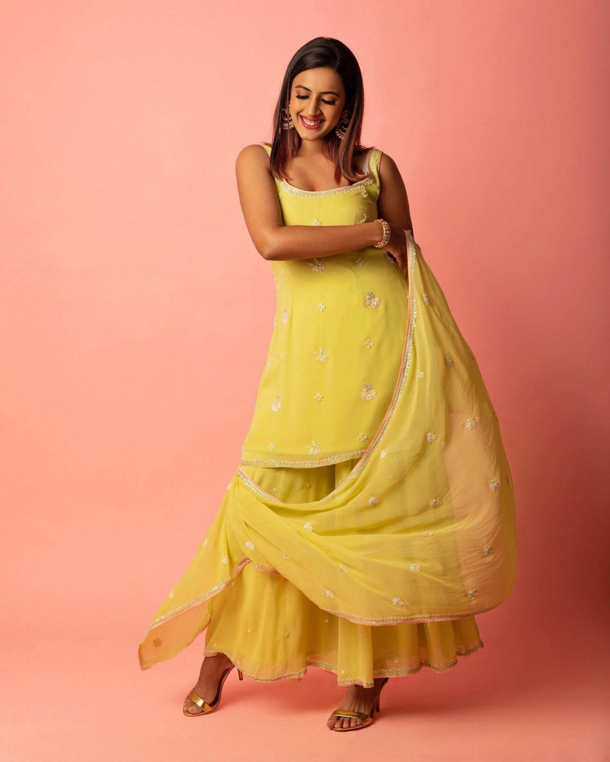 Niharika Konidela Astonishing Outfits And Looks - K4 Fashion