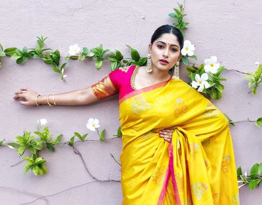 Nishvika Naidu Look Beautiful In Yellow Silk Saree Paired Whit Pink Blouse