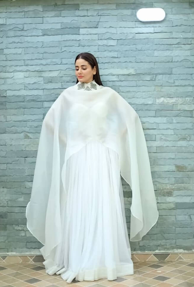 Parul Yadav Simple & Chic Look In White Co-Ord Set  With Ponchu Scarf