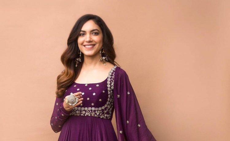 Pelli Choopulu Fame Ritu Varma In Purple Floral Embroidered Frock Suit Set With Wavy Hairstyle Perfect Look For Festive Season