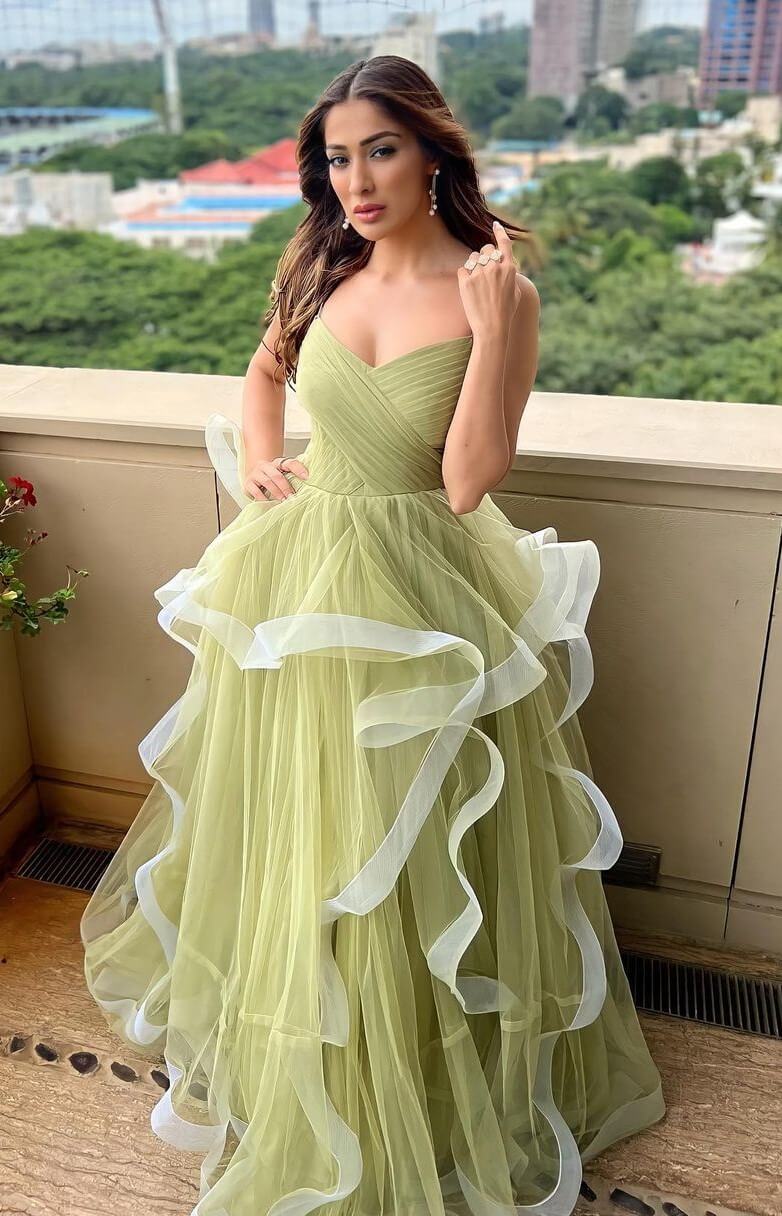 Raai Laxmi In Green Sweetheart Neck Ruffled Net Gown
