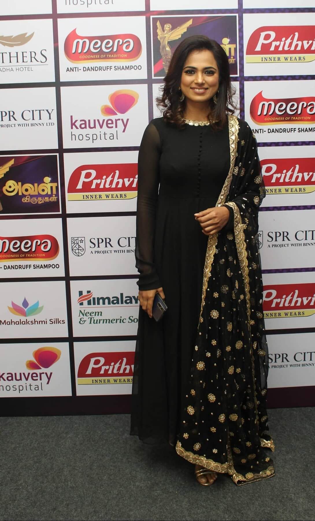 Ramya Pandian Look Beautiful In Black A-Line Kurti With Floral Embroidery Work Dupatta