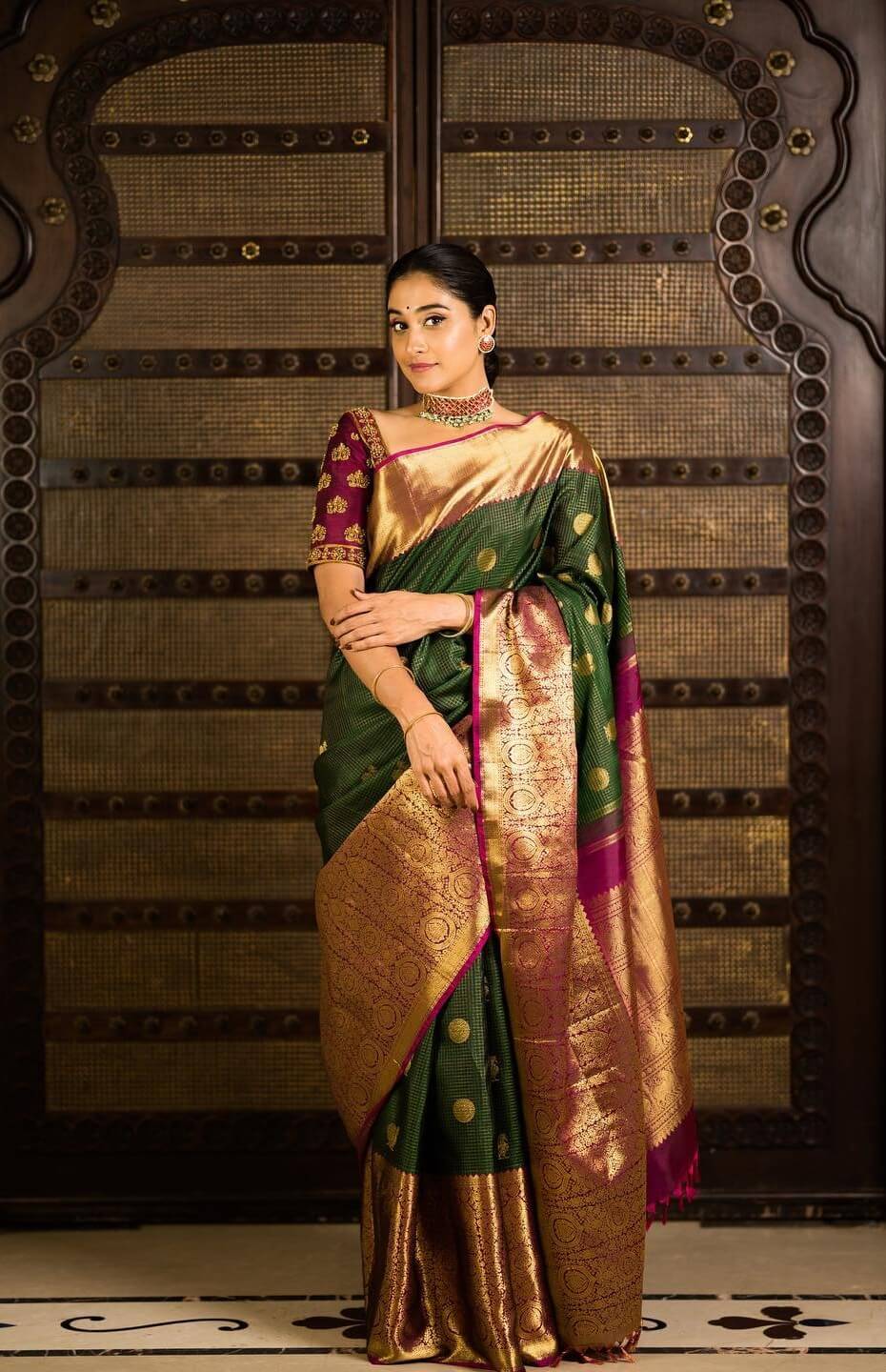 Regina Cassandra Killing The Traditional Saree Look In Green & Purple Gold Toned Woven Design Zari Silk Saree