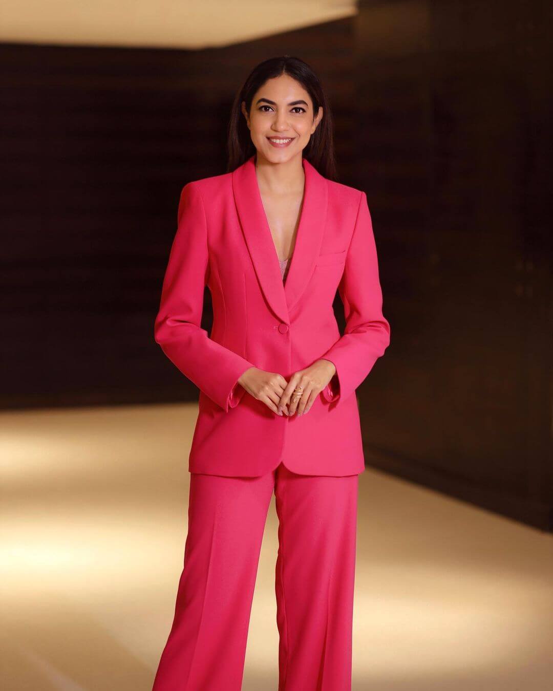 Ritu Varma Chic & Vibrant Look In Hot Pink Blazer & Pants With Sleek Open Hairs
