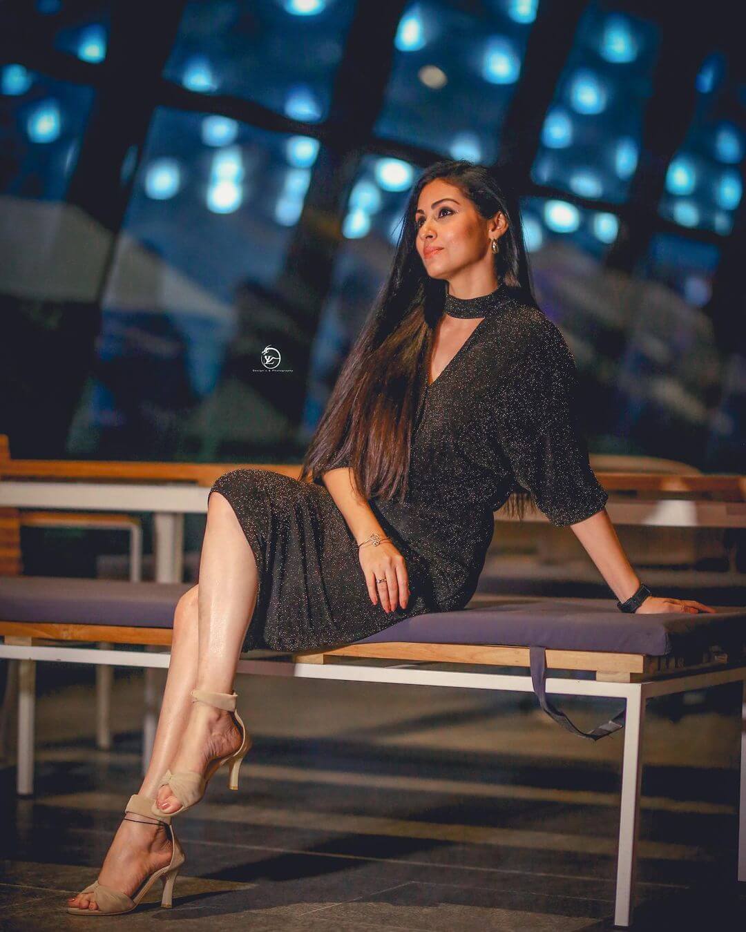 Sadha Dazzles In Black Glittery V-Neck Dress