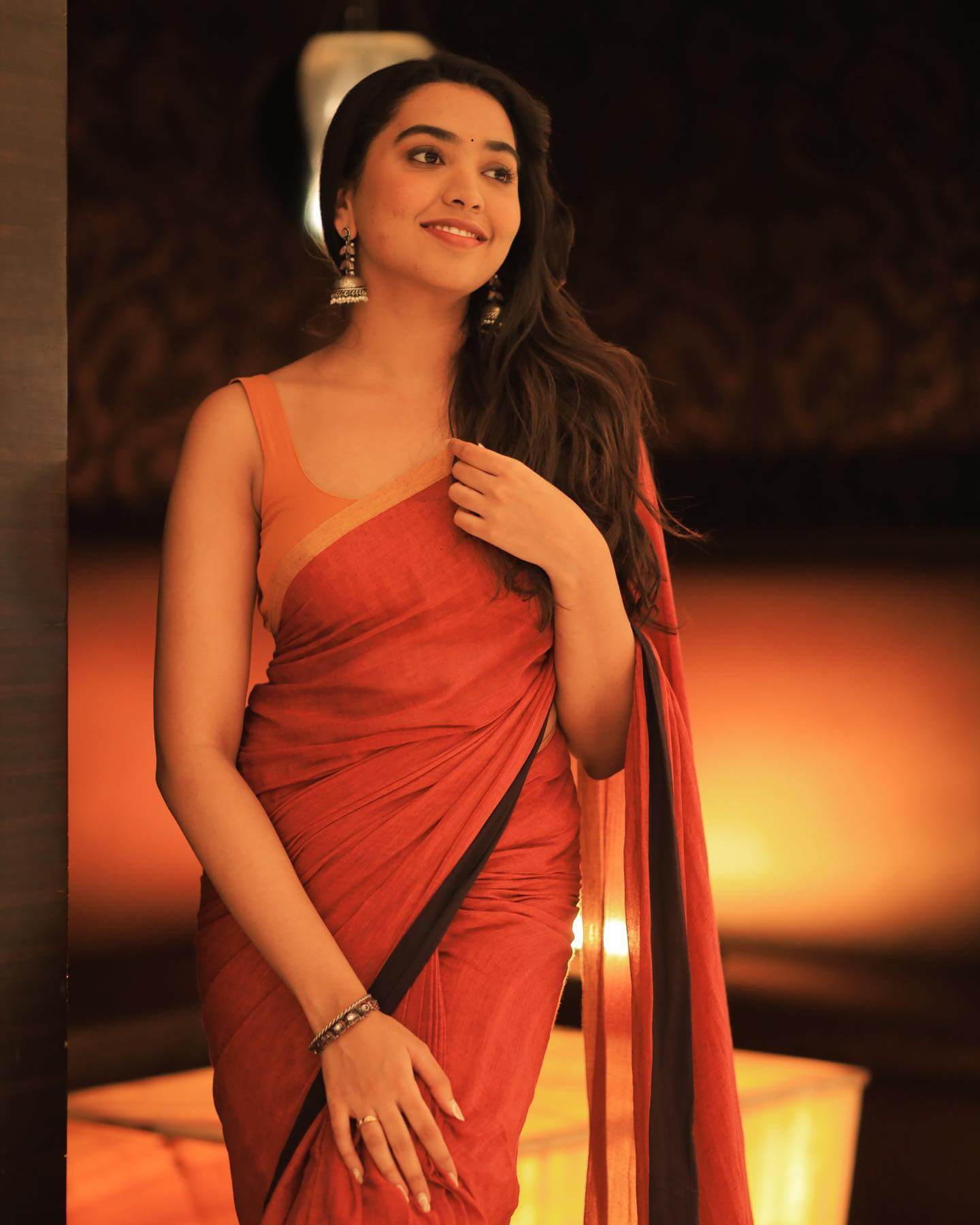 Shivathmika Rajashekar Simple & Chic Look In Red Cotton Saree