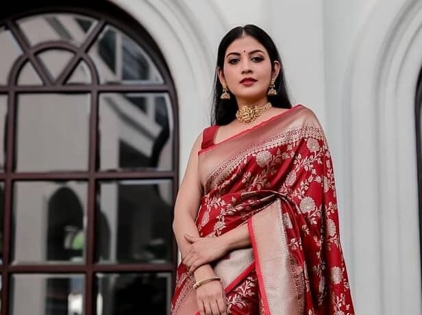 Sshivada Draped In Red Banarasi Silk Bridal Saree Perfect Look For Karva Chauth
