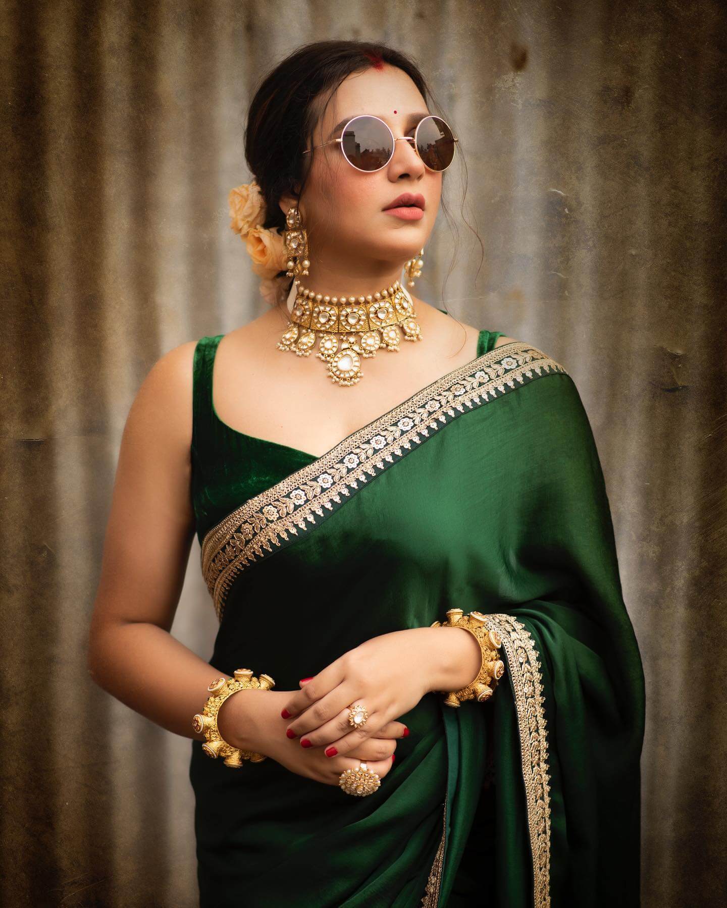 Subhashree Ganguly Dagbang Look In Bottle Green Saree With Sleeveless Blouse & Round Sunglasses