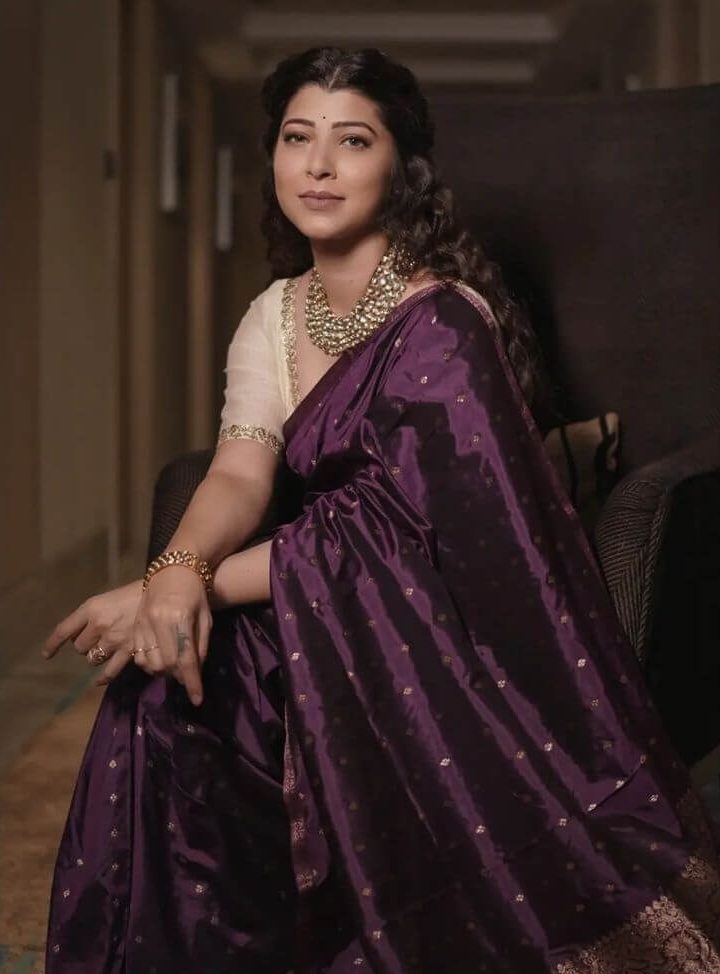 Tejaswini Pandit Elegant Look In Purple Silk Saree Paired With Off-White Blouse