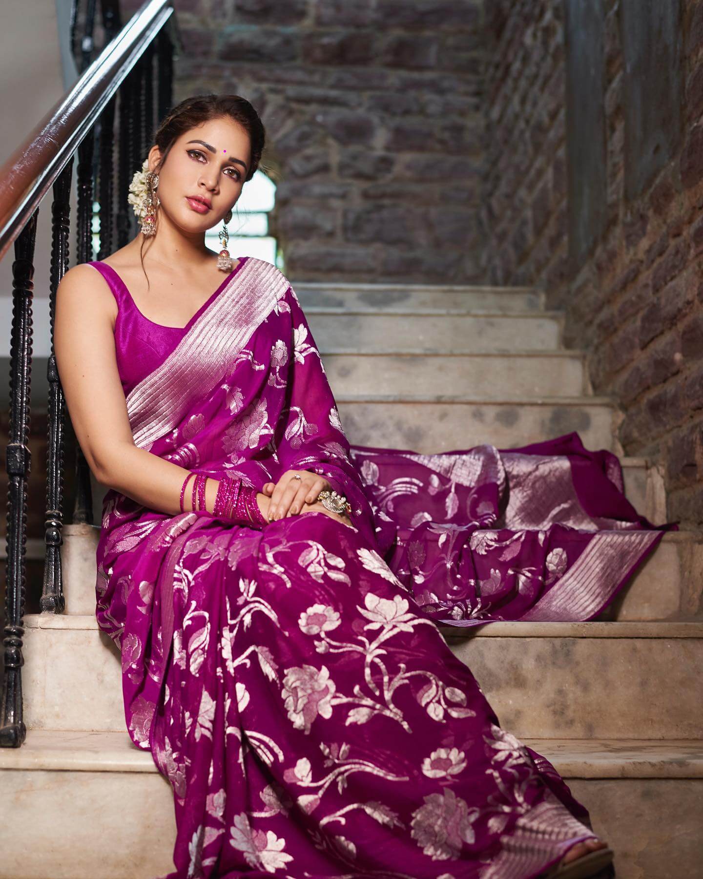 Telgu Actress Lavanya Tripathi Mesmerizing Look In Purple & Silver Floral Printed Saree With Sleevless Blouse