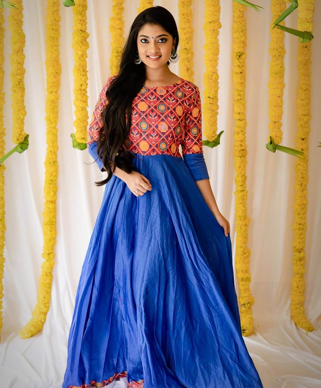 Ammu Abhirami In  Blue & Red Printed Kurta Simple & Classy Festive Season Radiant Looks & Outfits