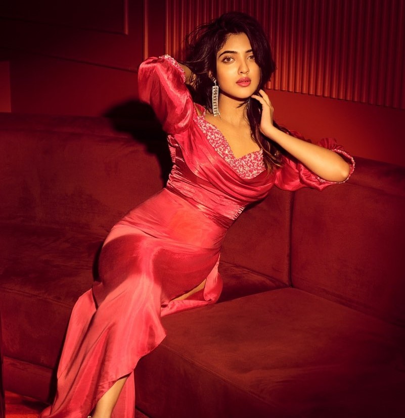 Guppy Fame Nandana Varma  In Hot Pink Satin Long Dress With Slit Cut