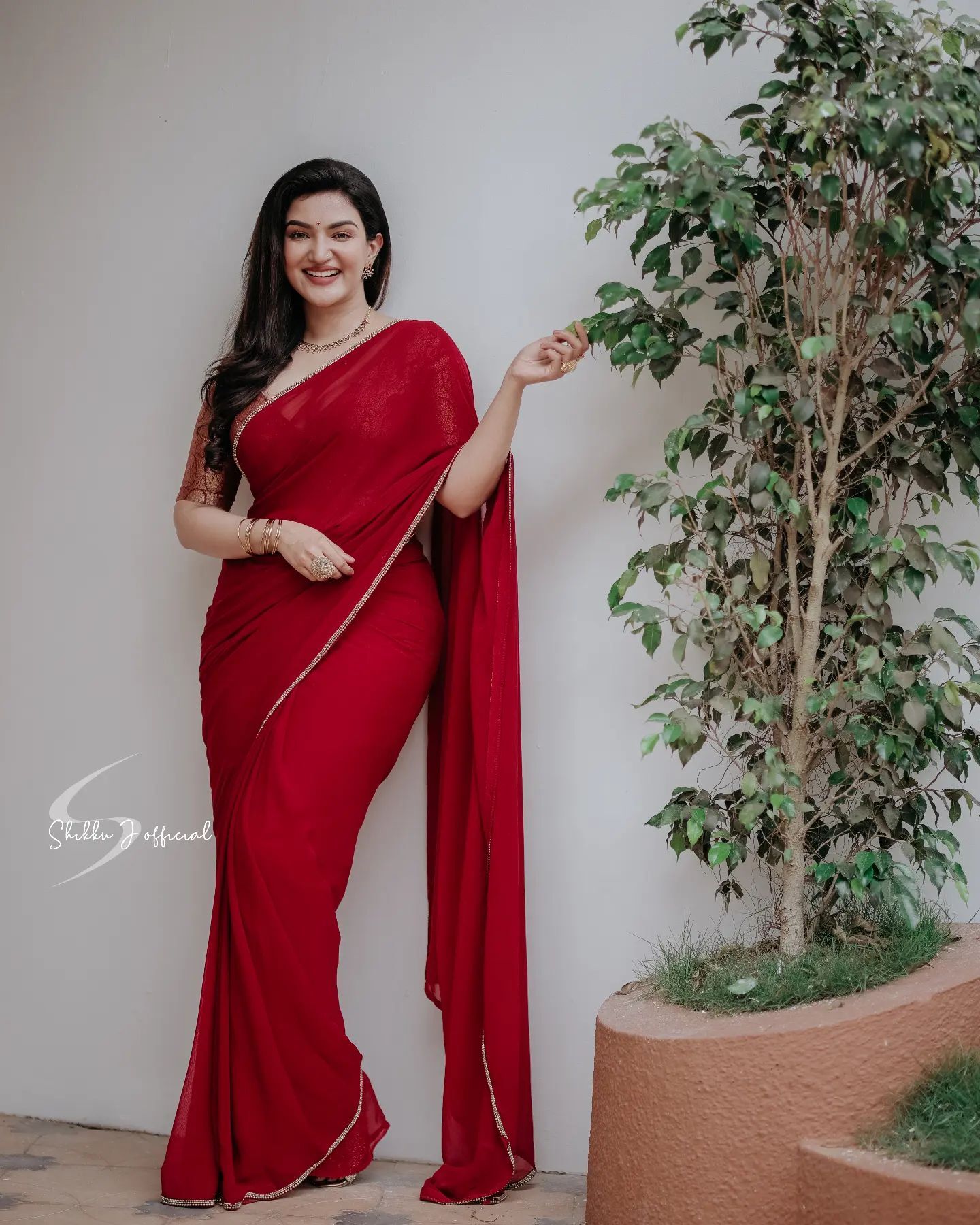 Honey Rose In Red Solid Saree Paired With Silk Maroon Blouse Traditional Outfits & Looks