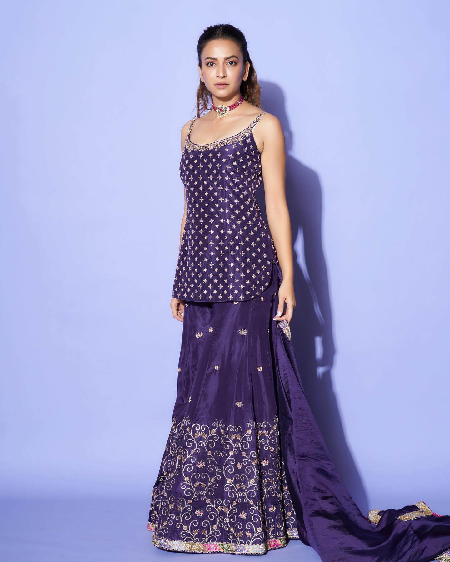 Kriti Kharbanda In Purple Embroidered Sleeveless Sharara Set