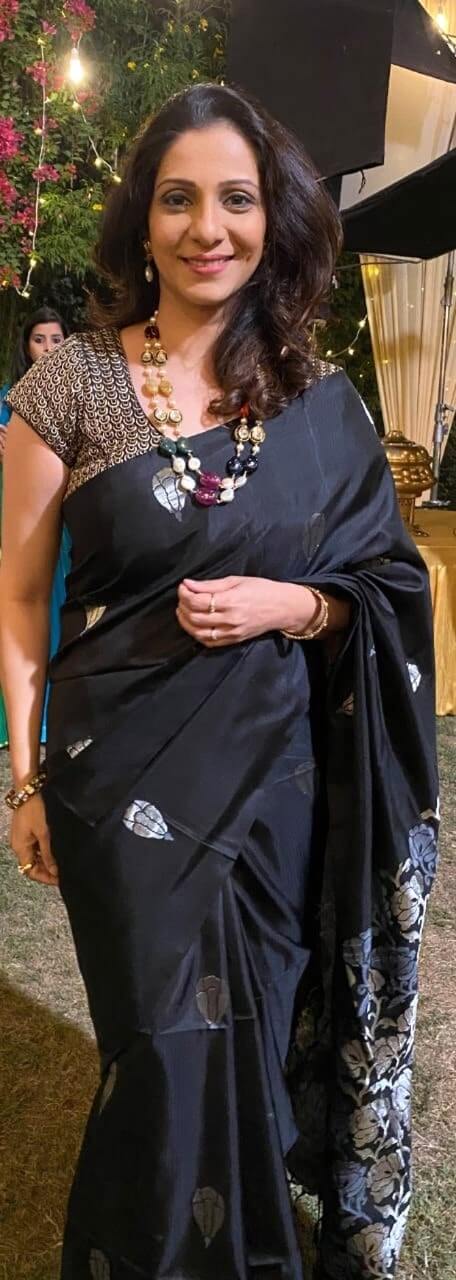 Madhura Velankar In Black Saree With Black & Golden Blouse Ethnic Outfits Look