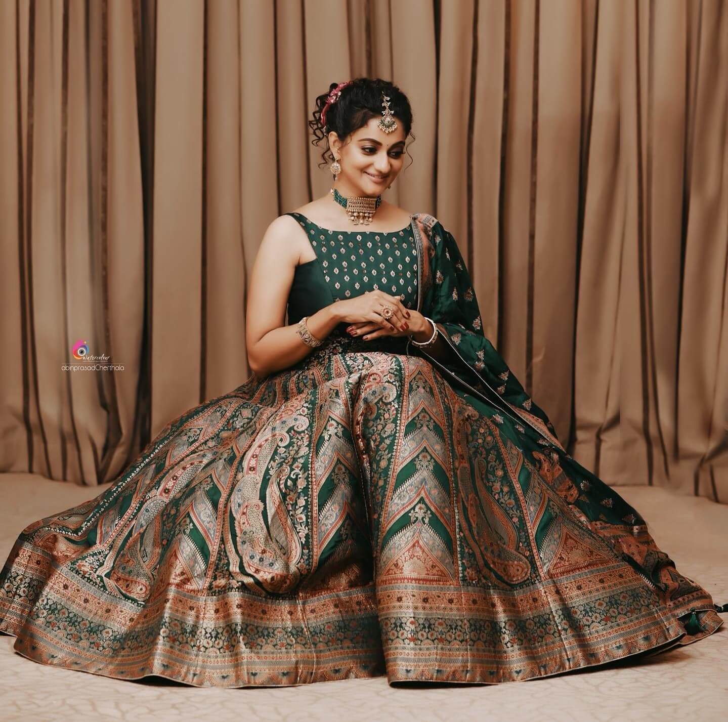 Priyanka Nair Mesmerizing Look In Dark Green Banarasi Silk Lehenga Set With Choker Necklace Festive & Traditional Outfits Look Inspo