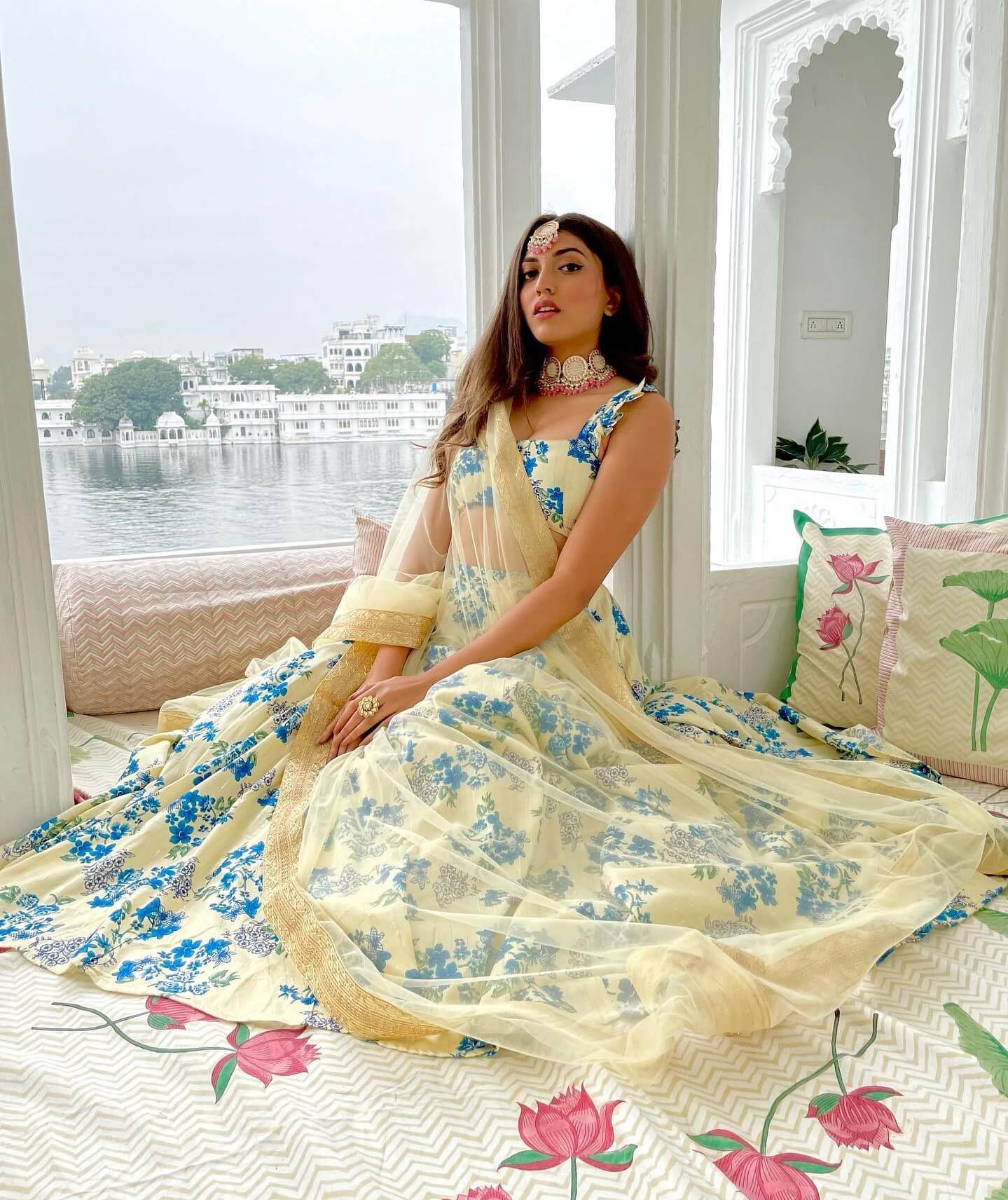 Shruti Sinha Enchanting Outfit Look In Off White Blue Printed Cotton Lehenga Set