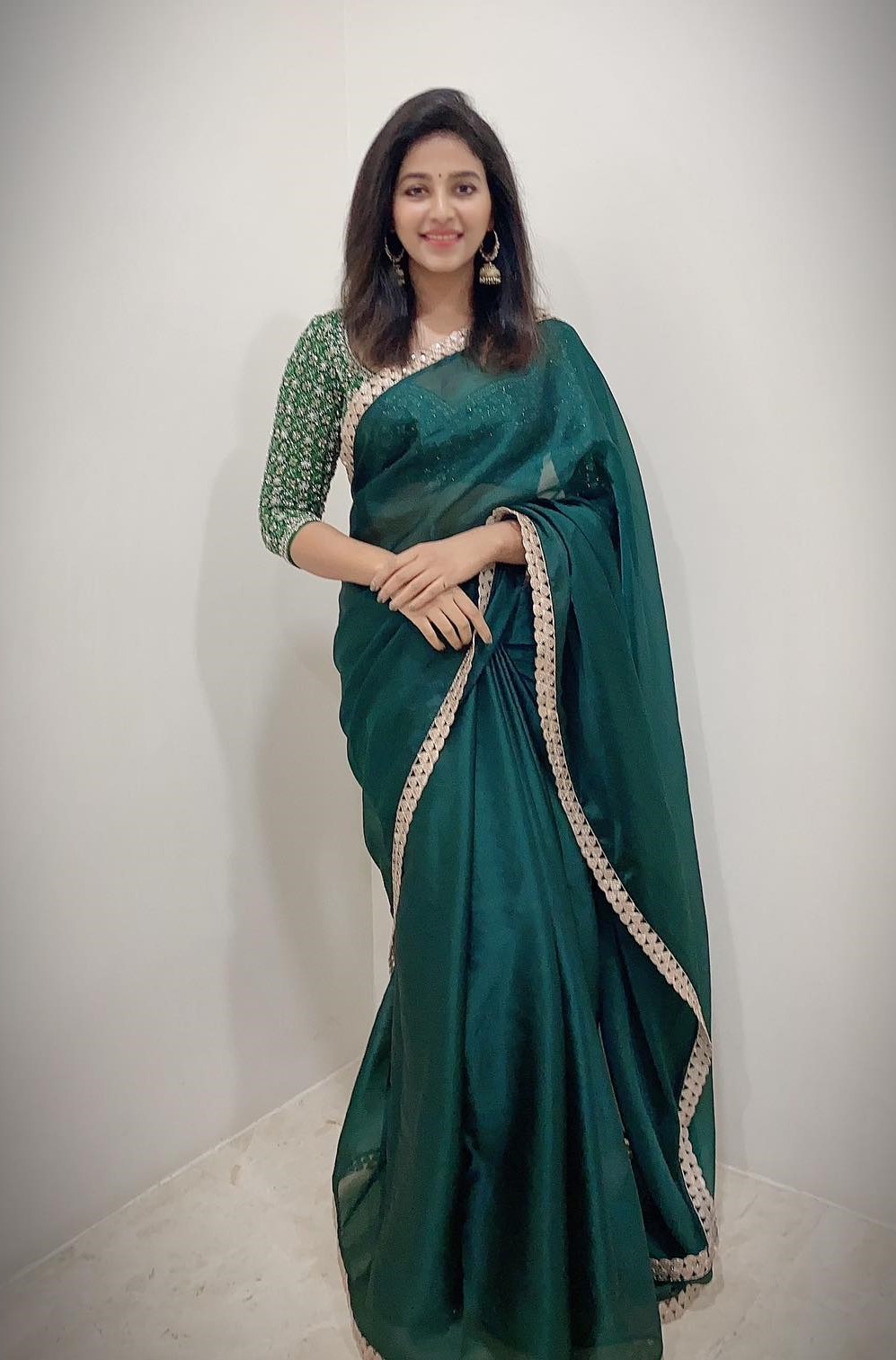 South Bae Anjali  In Dark Green Solid Saree With Green Embroidered Blouse Fabulous Aces Her Outfits & Look's
