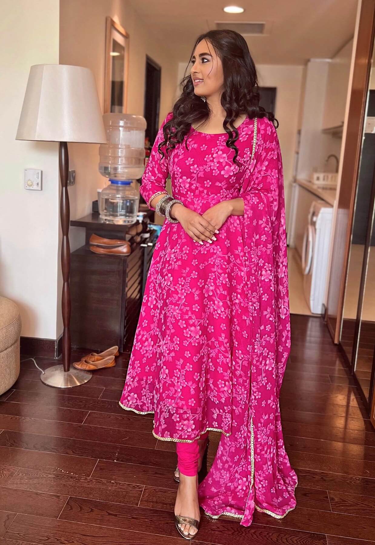 Srushti Dange In Pink Flora Print Georgette Kurta Set Gives Us Desi Vibes Fabulous Outfits & Looks