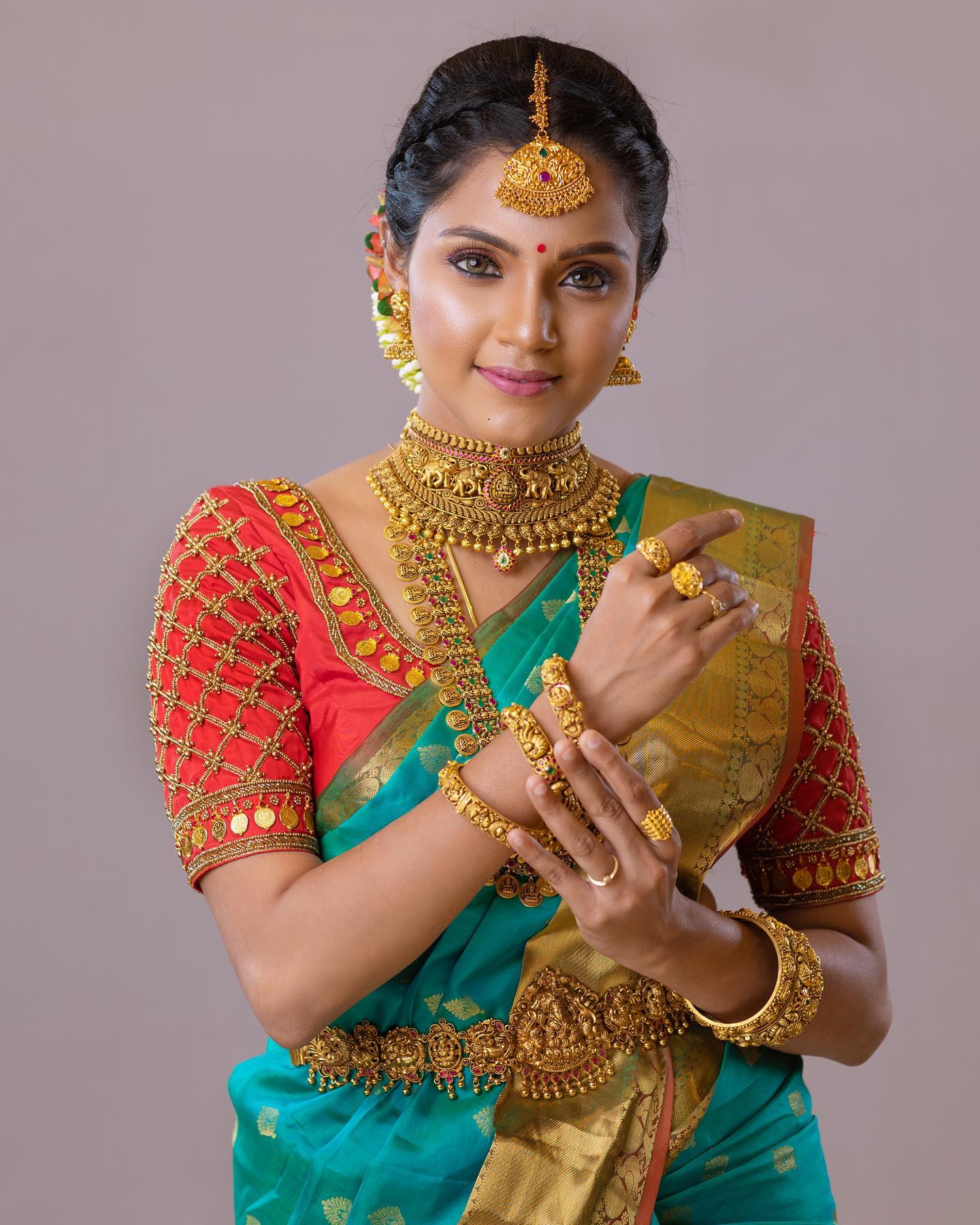 Vaishali Thaniga Blings In Blue Zari Woven Saree With Red Embellished Sleeves Blouse Dedicated Bridal Outfits And Looks