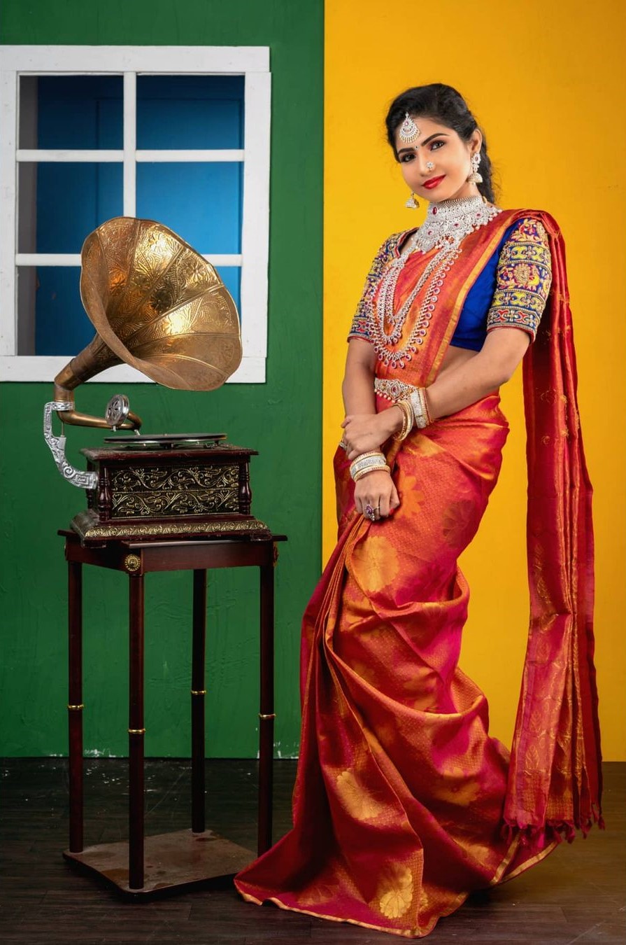 Venba In Bridal Banarasi Silk Saree Look With Blinging Diamond Jewellery Set Exclusive Traditional Bridal Outfits & Looks
