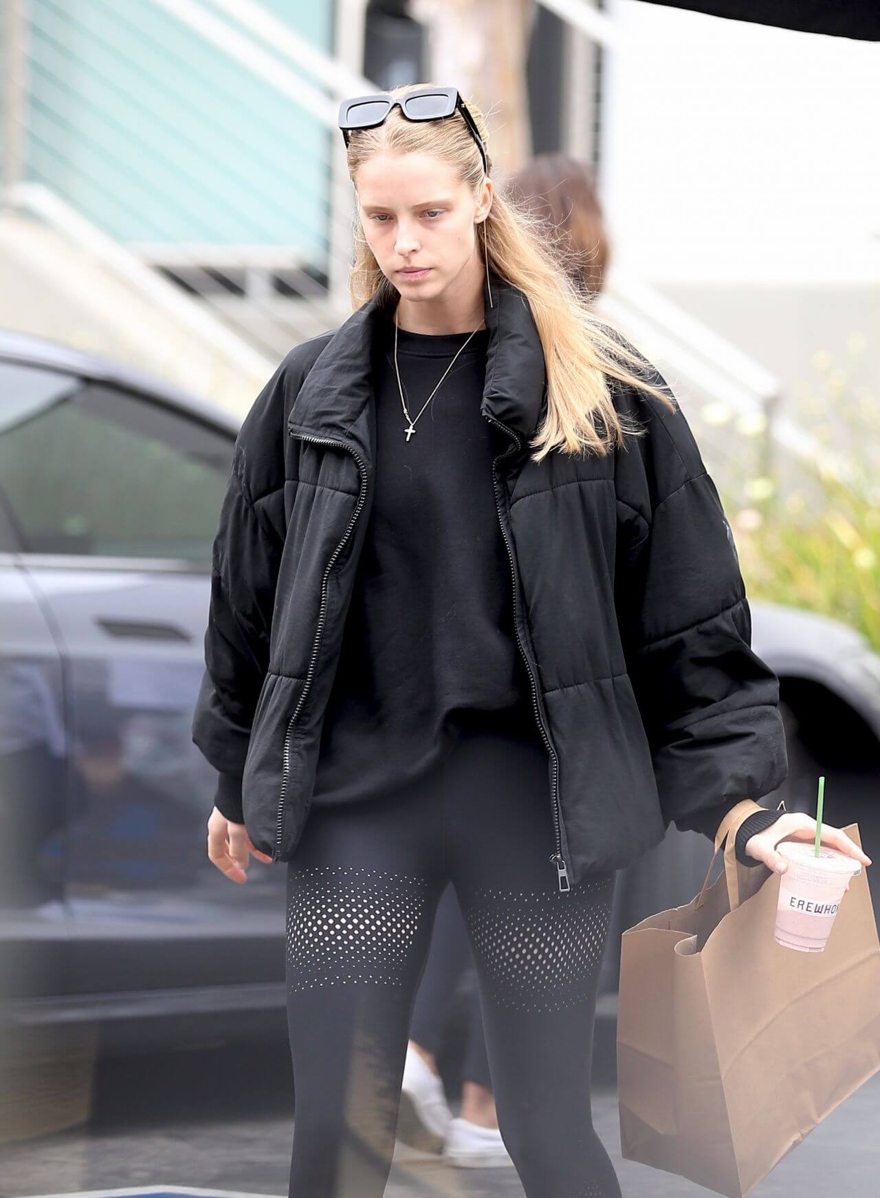 Abby Champion – Shopping in Beverly Hills