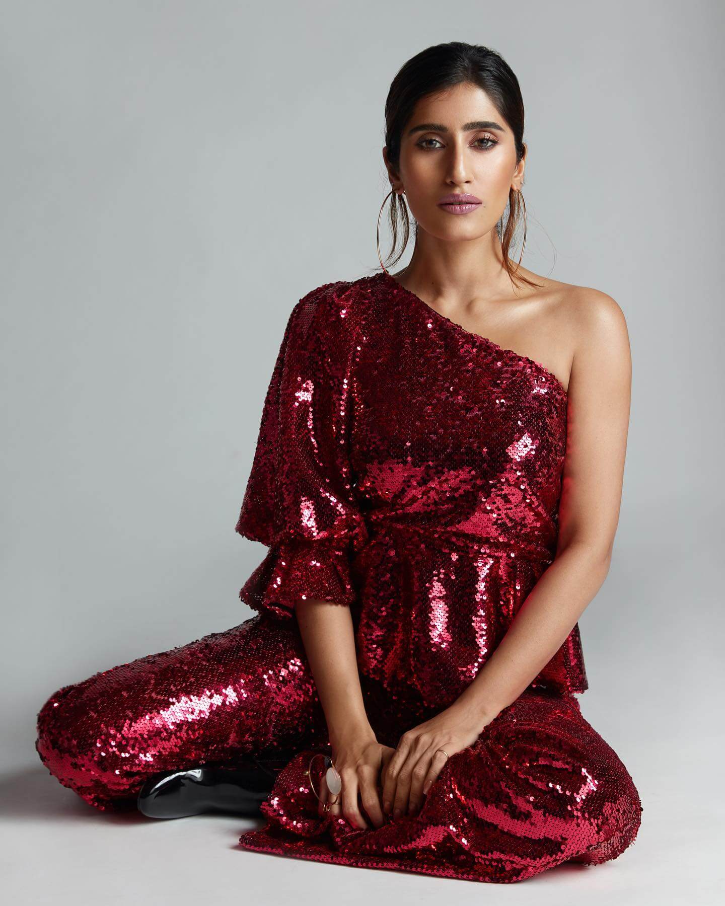 Akasa Singh Dazzled In Red Sequin One Shoulder Coo-Ord Set