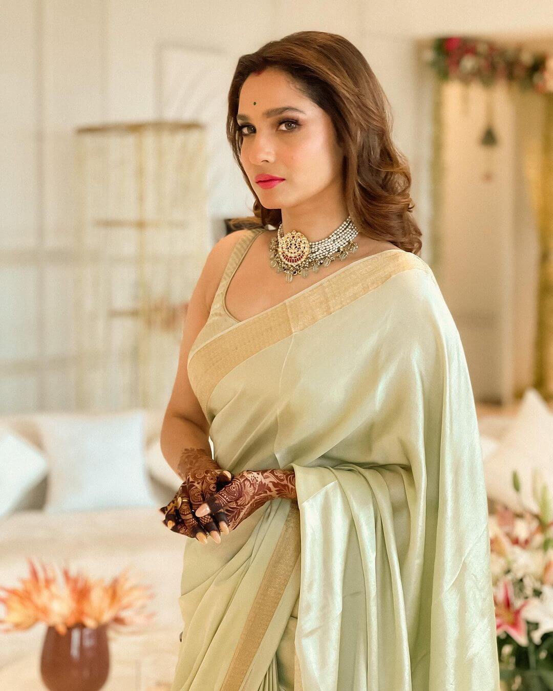 Ankita Lokhande Chic & Classy Look In Off White Saree With Sleeveless Blouse