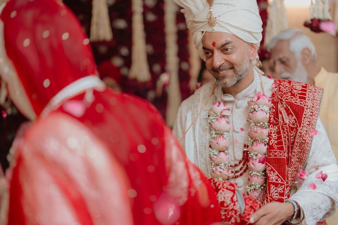 Dalljiet Kaur And Nikhil Patel's Wedding Pics