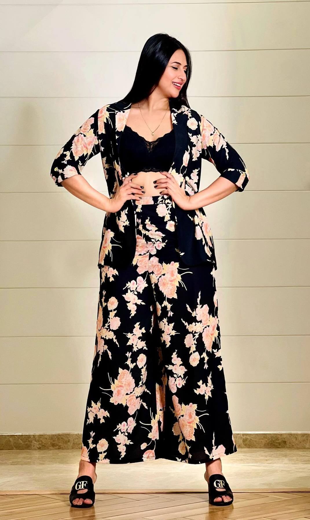 Divyanka Tripathi In Black Floral Printed 3-Piece