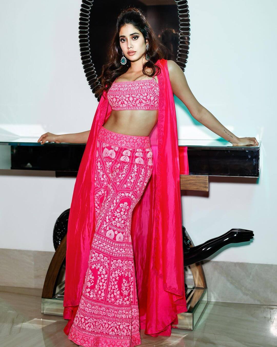 Jahanvi Kapoor Looks Glamorous in a Pink Co-ord Set