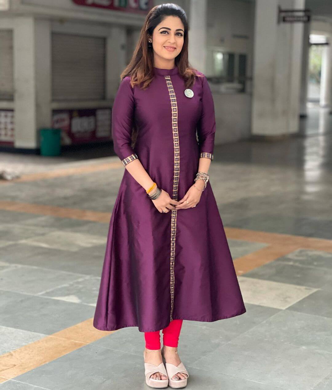 Malavika Wales Look Elegant In Purple Chic A-Line Kurta Paired With Red Legging