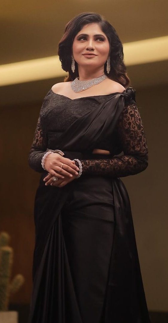 Maria Juliana In Poise Solid Black Saree With Lace Off Shoulder Black Blouse
