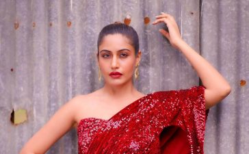 Naagin 5 Actress  Surbhi Chandna  In Hawt Red Off-Shoulder Blinging Dress