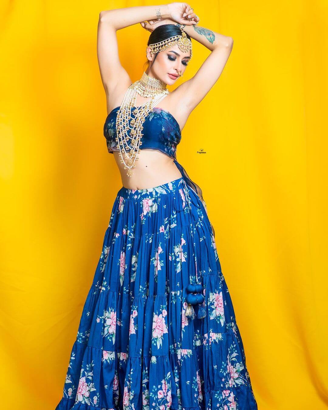 Pavitra Punia Show Off Her Sexy Figure In Blue Floral Print Lehenga With Off Shoulder Blouse