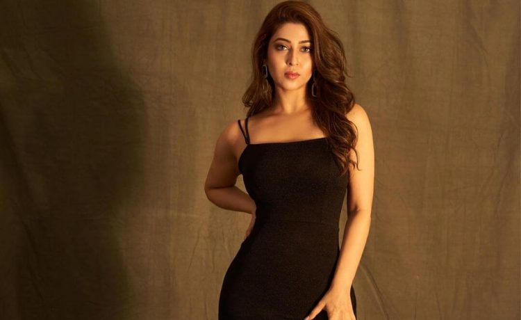 Sexy Sonarika Bhadoria Tempt Us In Black Slit Cut Gown Perfect Evening Party Look
