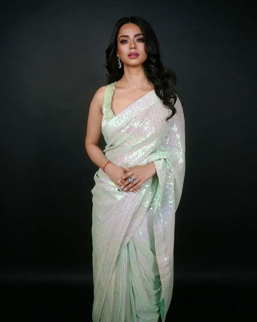 Soundarya Sharma Shine Like A Star In Ivory Sequin Saree