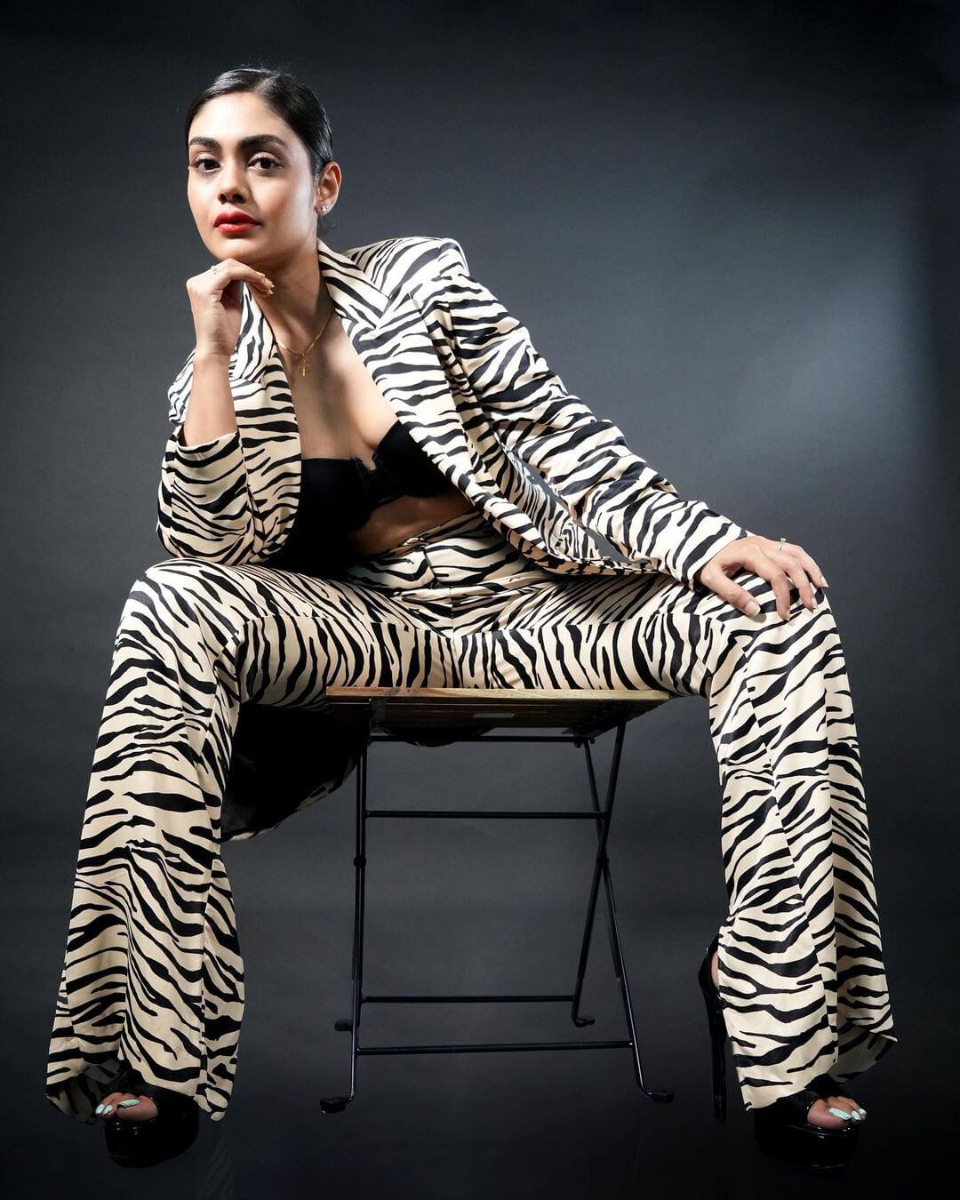 Sreejita De In Black & White Zebra Print Blazer Pants Look Sexy