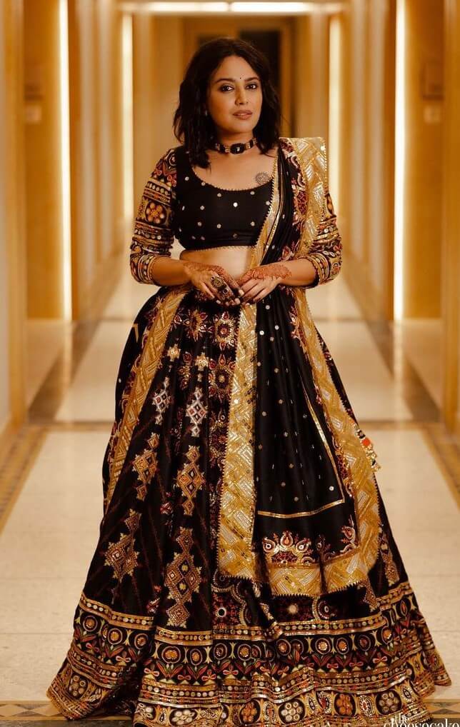 Swara Bhasker Shines Bright in a Colorful Black Lehenga Look!
