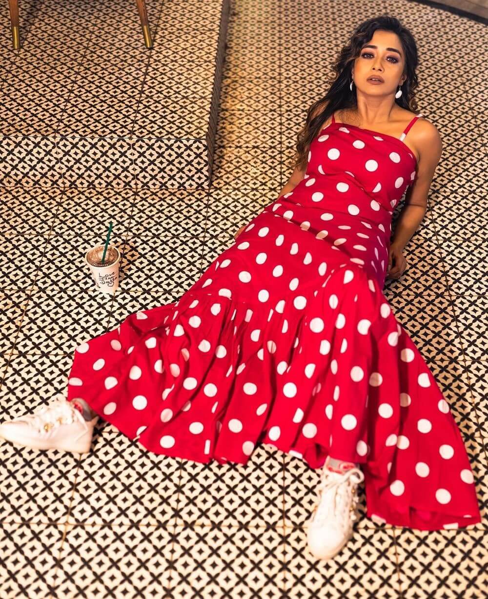 Tina Datta Rocks the Red Polka Dot Gown!