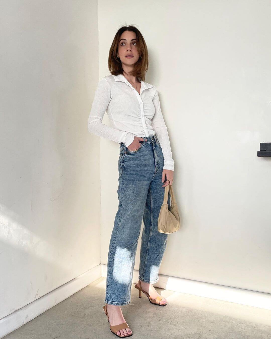 Adelaide  Chic & Comfy Summer Look In White Blouse With Blue Denim Jeans