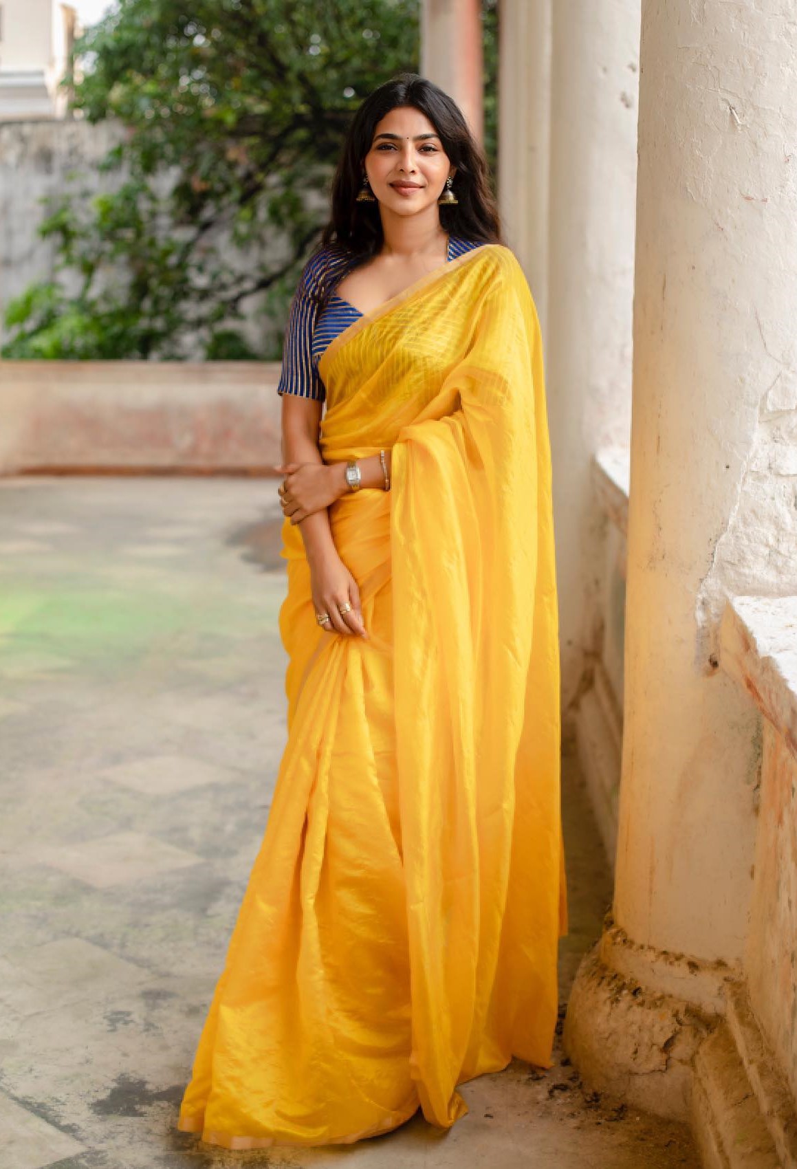 Aishwarya Lekshmi Look Fabulous In Yellow Solid Saree With Blue Blouse Ethnical Saree & Western Dress Looks