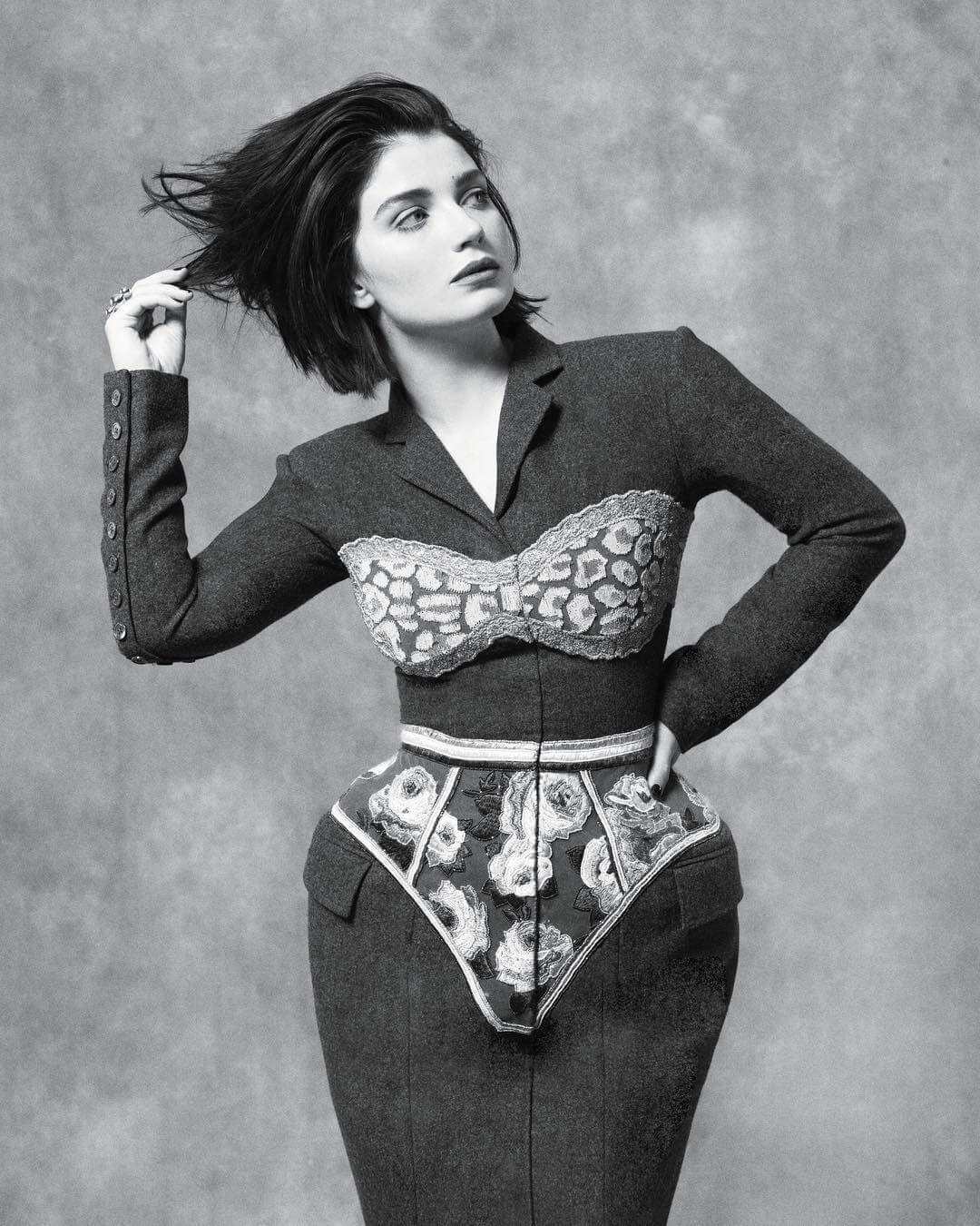 Eve Hewson Flaunting Her Figure In Vintage Chic Ensemble