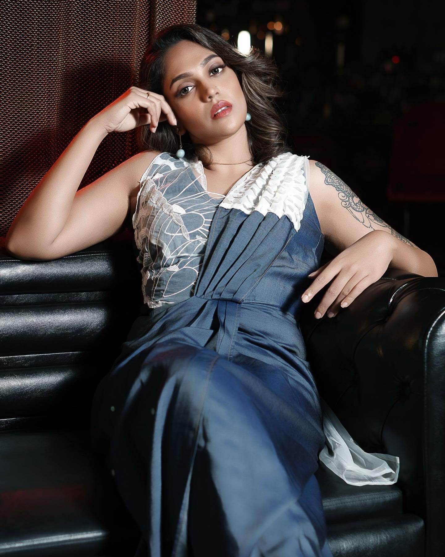 Mumtaz Sorcar Draped In Blue & White Ready To Wear Designer Saree Look