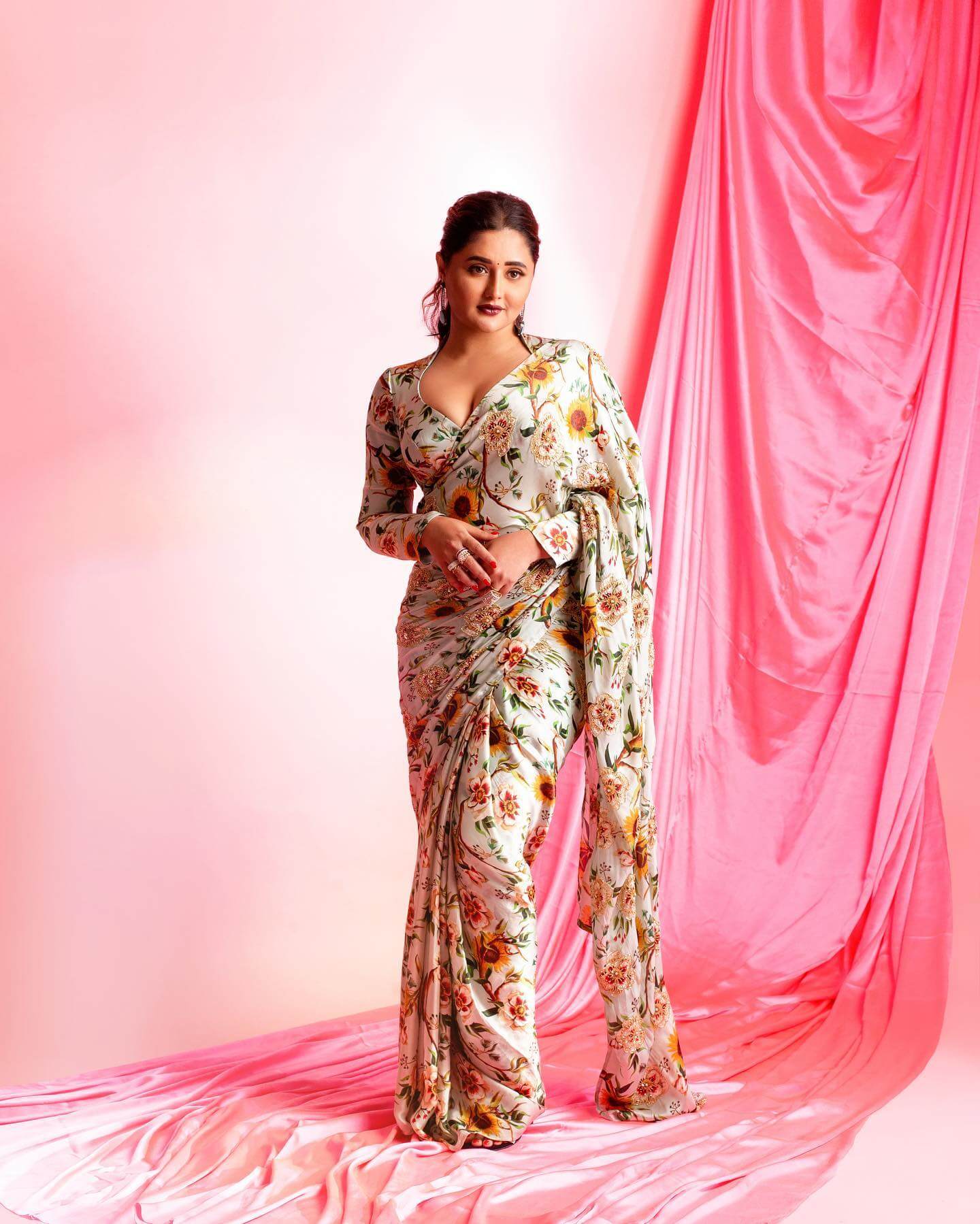 Rashami Desai In Beige Floral Printed Saree With Deep Plunging Neckline Full Sleeves Blouse