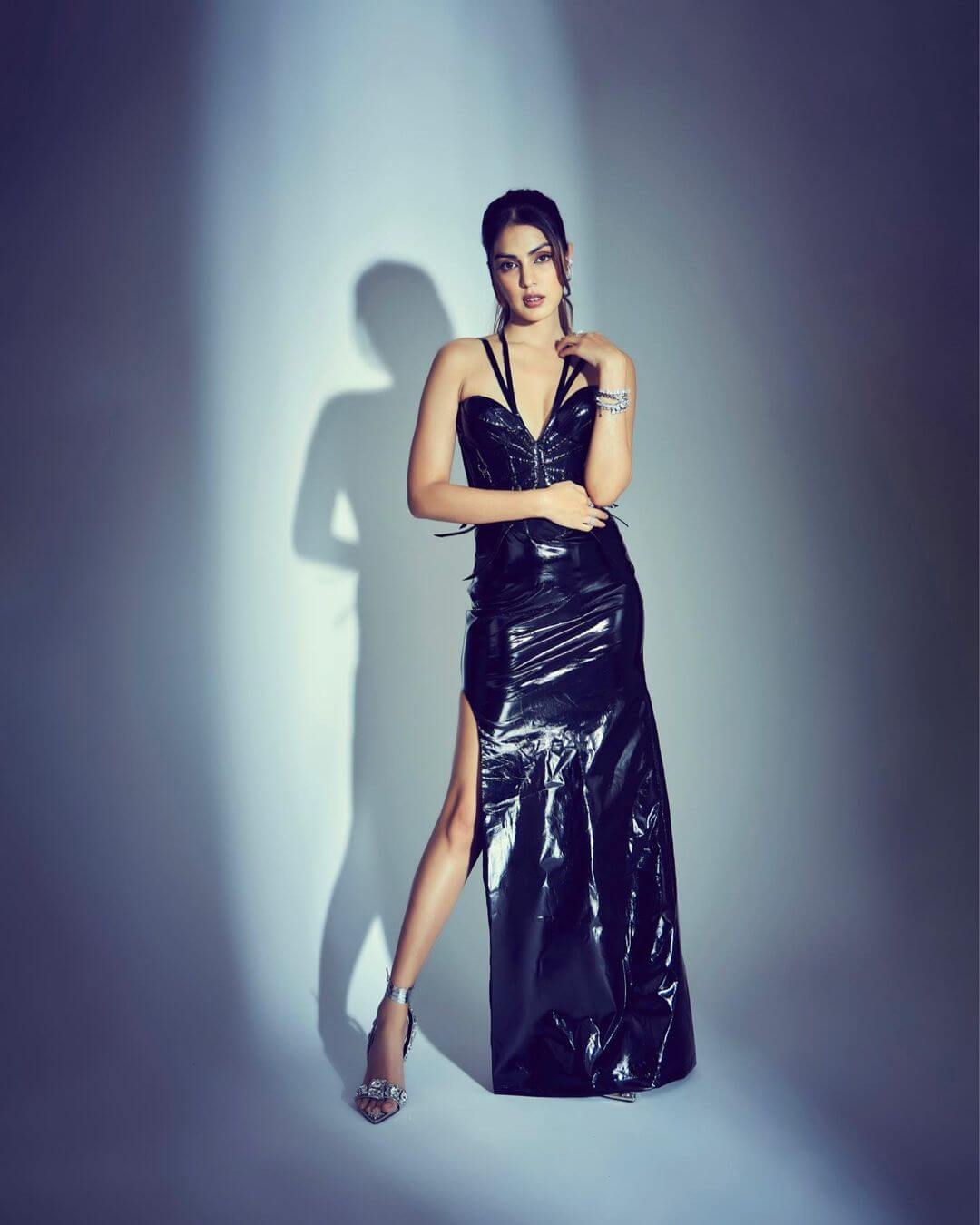 Rhea Chakraborty - Black Shimmery Maxi Dress With Sweetheart Neckline