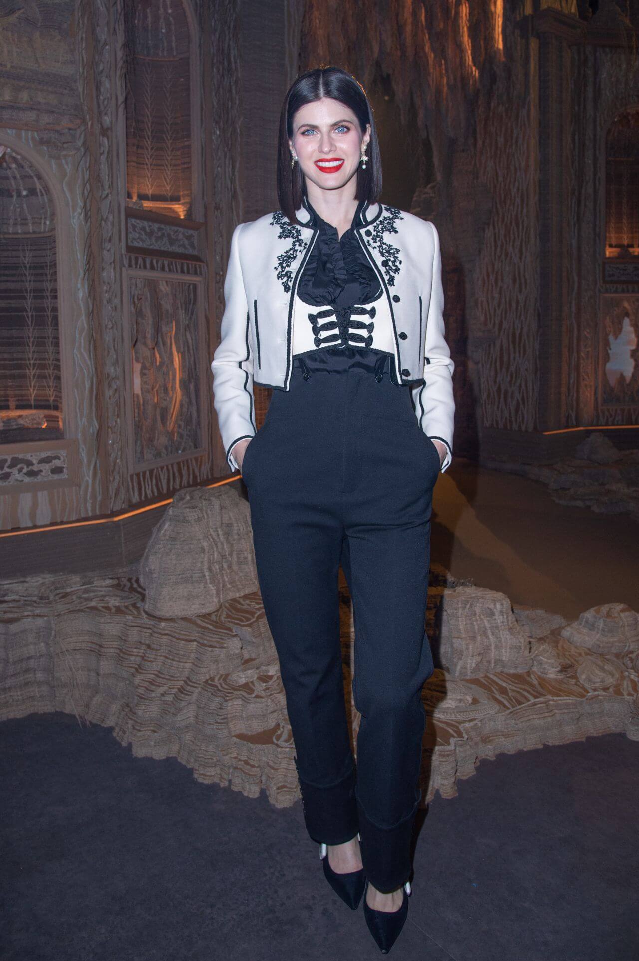Alexandra Daddario – Christian Dior Fashion Show in Paris