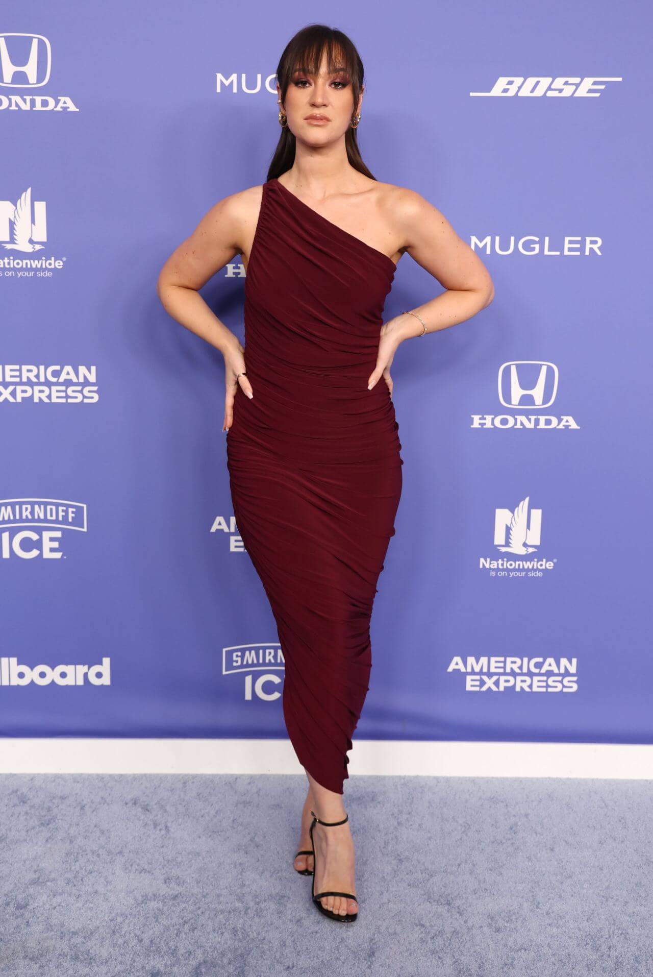 Alisha Marie - Elegant In Maroon One-Side Shoulder Sleeves  Bodycon Dress