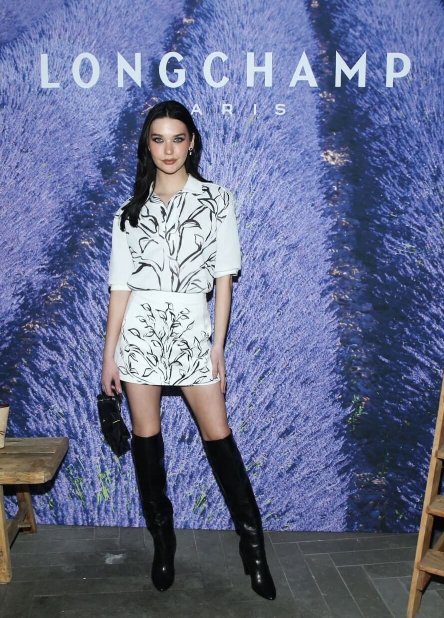 Amanda Steele  In White Collar Printed Shirt With Mini Skirt Outfits At Longchamp Brings Provence To Los Angeles