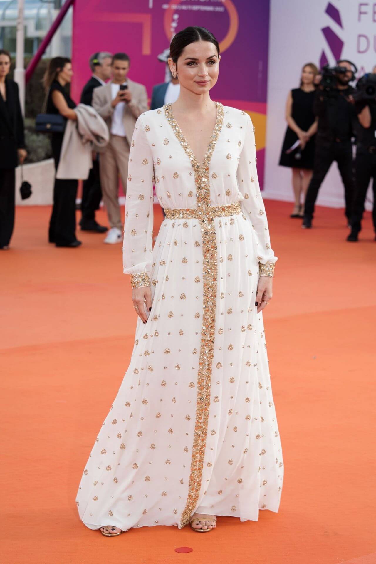 Ana de Armas In White V Neck Full Sleeves Stone Work Embroidery Long Gown At“Blonde” Premiere at Deauville American Film Festival